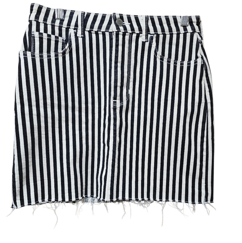 🖤 Hollister‎ Ultra High-Rise Black & White Striped Mini Skirt 3